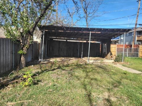 3411 Mclean St, Fort Worth TX  76103-2507 exterior
