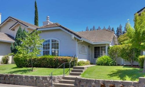 318 Baird Dr, Folsom, CA 95630-7915