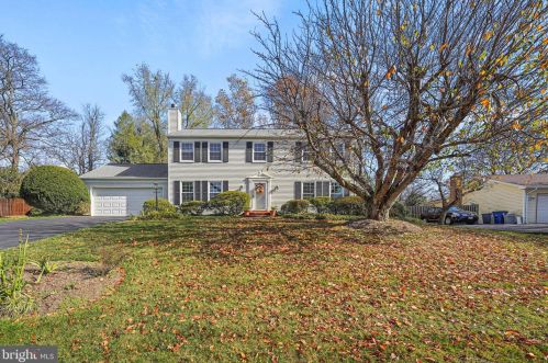 15229 Centergate Dr, Silver Spring, MD 20905-5716