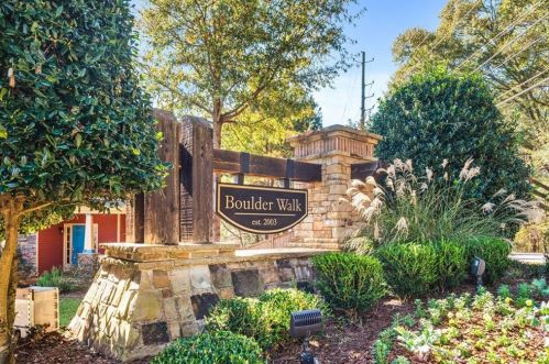 1513 Boulder Walk Dr, Atlanta, GA 30316-3987