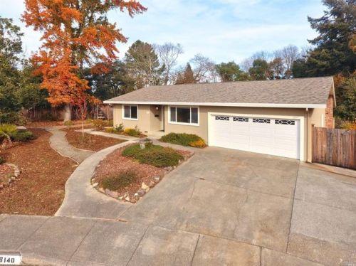 8140 Valley View Dr, Sebastopol, CA 95472-3136
