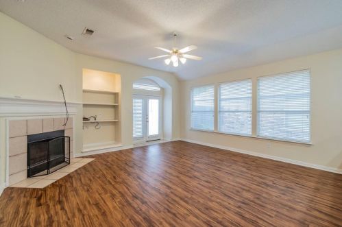 4709 Belladonna Dr, Fort Worth TX  76123-1844 exterior