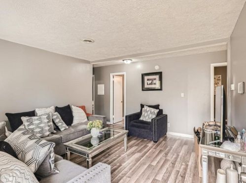 6785 Tralee Dr, Lithia Springs, GA 30122-1639