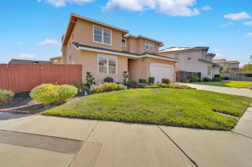 2348 Ogden Sannazor Dr, Tracy, CA 95377-8902