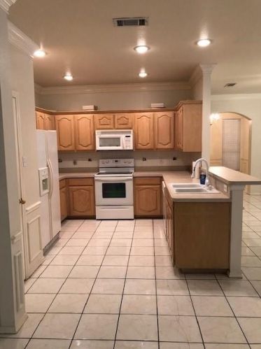 5932 Big Flat Dr, Fort Worth TX  76131-2020 exterior