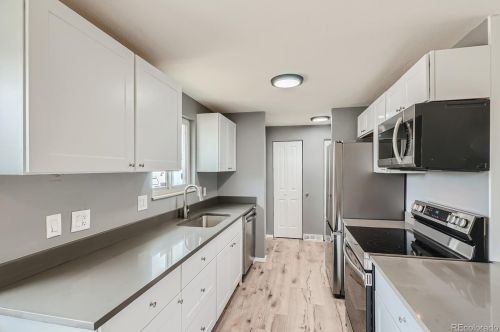 2010 Jewell Ave, Denver CO  80223-3705 exterior