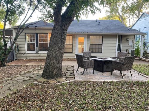 3724 El Campo Ave, Fort Worth TX  76107-4513 exterior