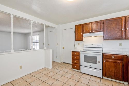 14602 Elk Pl, Denver CO 80239-5429 exterior