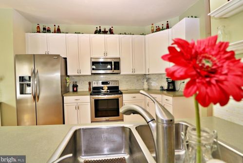 34 Colonel Miles Ct, Harpers Ferry WV 25425-3109 exterior