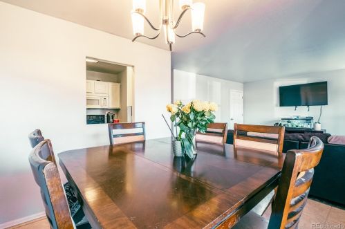 3721 Riverside Pkwy, Greeley CO  80620-2801 exterior