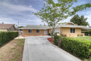 835 Ellen St, Colton, CA 92324-1121