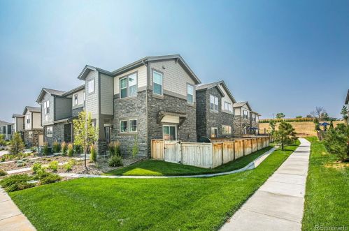 24896 Calhoun Pl, Aurora, CO 80016-2818