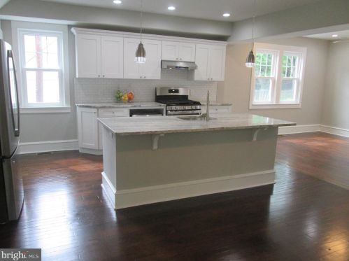 1105 Sycamore St, Haddon Heights NJ  08035-1615 exterior