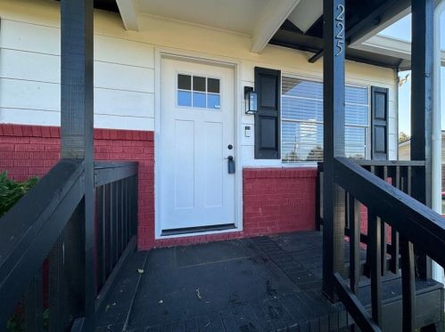 225 Niles St, Lagrange, GA 30241-3542