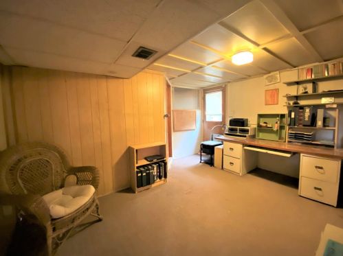 747 Newton St, Gary IN  46405-1131 exterior