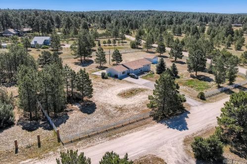33976 Hummingbird Dr, Elizabeth, CO 80107-7422