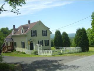 322 Watkins Hill Rd, Walpole, NH 03608-5051