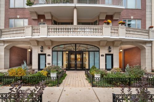 508 Melrose St, Chicago, IL 60657-3700
