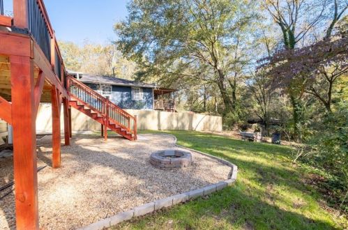 763 Center Hill Ave, Atlanta GA  30318-6236 exterior