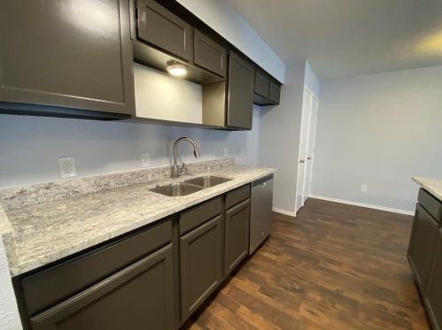 7208 Loop 820, Fort Worth TX  76180-7906 exterior