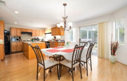 1352 Granite Springs Dr, Chula Vista CA  91915-1540 exterior