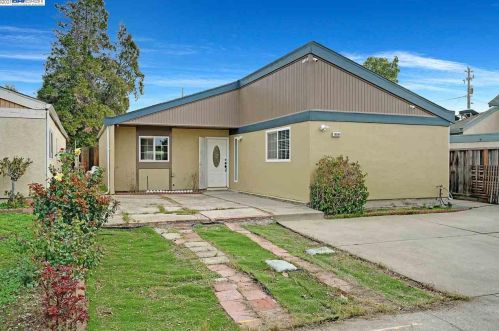 19084 Corfu Pl, Hayward, CA 94541-1750