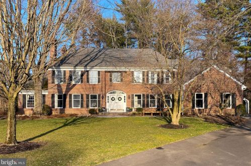11 Highfield Ct, Trenton, NJ 08648-1077