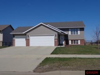 1308 Augusta Dr, Mankato, MN 56001-7726