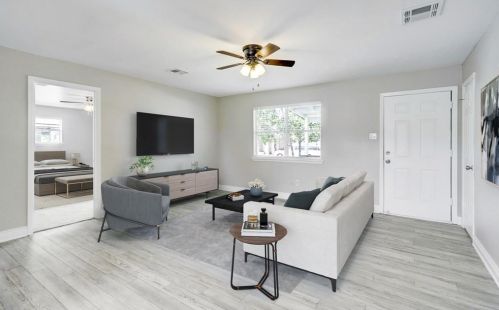 11708 Plainbrook St, Morgans Point, TX 77571-9371