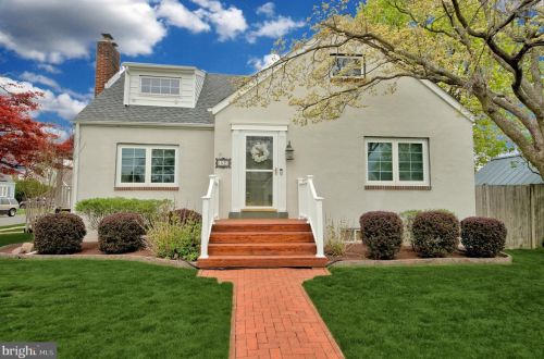52 Taft Ave, Trenton, NJ 08610-1931