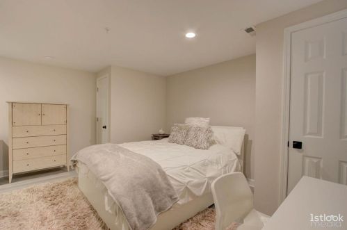 4109 Royal Mews Cir, Naperville IL  60564-7174 exterior