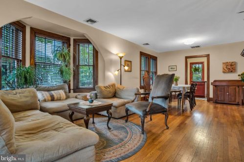 125 Parker St, Carlisle PA  17013-2821 exterior