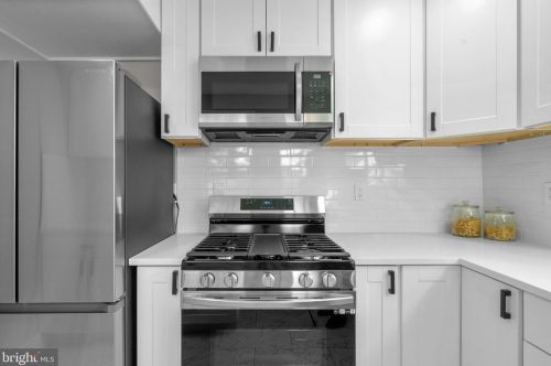 1208 Jackson Ave, Silver Spring MD 20912-7531 exterior