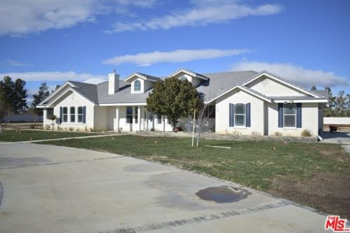 8109 Avenue, Lancaster, CA 93536-8789