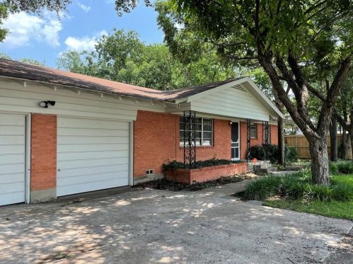 202 5th St, Midlothian TX  76065-3204 exterior