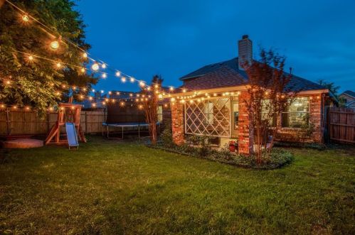 637 Bareback Ln, Fort Worth TX  76131-3121 exterior