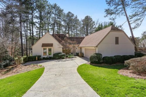 5094 Viking Walk, Marietta, GA 30068-1675