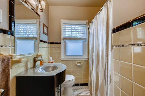 249 Bernard St, Saint Paul MN  55118-1552 exterior