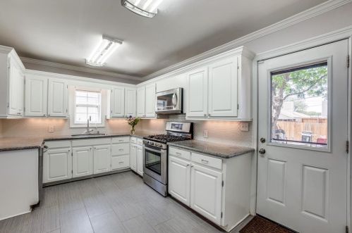 6347 Anita St, Dallas TX  75214-2707 exterior