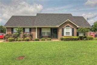 3206 Barretts Ridge Dr, Murfreesboro, TN 37130-8878