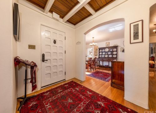 3708 Beechwood Pl, Riverside CA  92506-1212 exterior