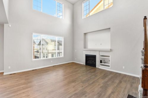 6632 Muscadine Ct, Denver CO  80016 exterior