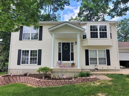 22935 Lakeside Hills Dr, Pendleton, MO 63383-5149