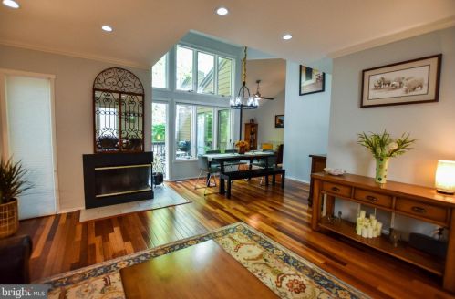 343 Sayre Dr, Princeton NJ  08540-5839 exterior