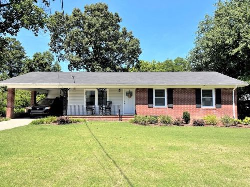 4841 Forest Blvd, Gainesville, GA 30506-2535