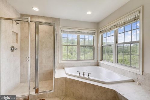 1520 Rabbit Holw Pl, Silver Spring MD 20906-6709 exterior