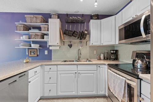 4392 Arden View Ct, Saint Paul MN  55112-1901 exterior