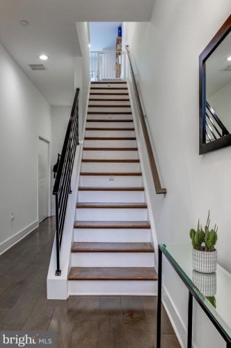 1348 Howard St, Philadelphia PA  19122-6114 exterior