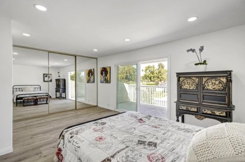 4272 Bridgeway St, Irvine CA  92604-2247 exterior