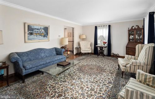 94 Carlton Ave, Trenton, NJ 08618-1420